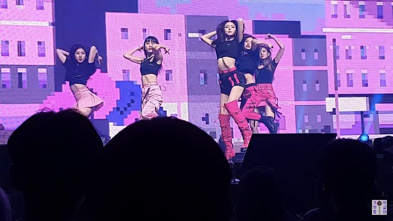 YUNA ITZY FANMEETING